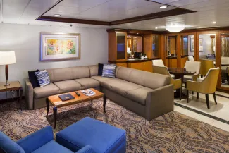 Navigator of the Seas - Owner's Suite - 1 bedroom