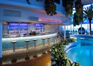 Navigator of the Seas - Pool Bars