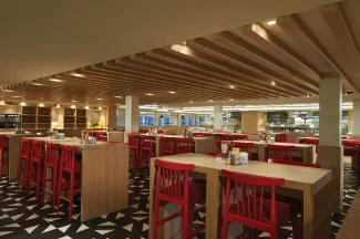 Norwegian Bliss - Garden Café
