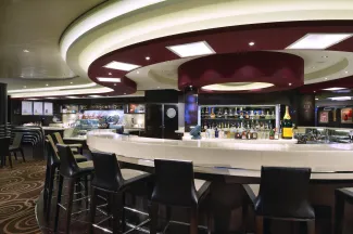 Norwegian Breakaway - Atrium Bar