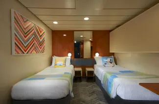 Norwegian Dawn - Solo Inside