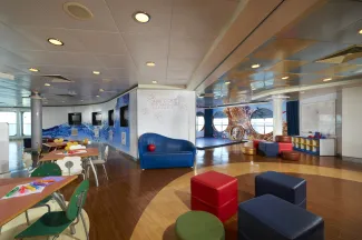 Norwegian Dawn - Splash Academy