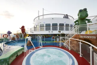 Norwegian Dawn - T-Rex Kid's Pool