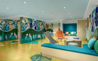 Norwegian Encore - Guppies