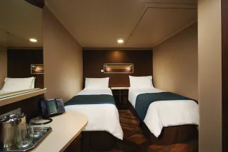 Norwegian Escape - Solo Inside