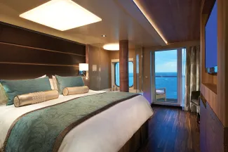 Norwegian Escape - The Haven Penthouse Suite with Balcony