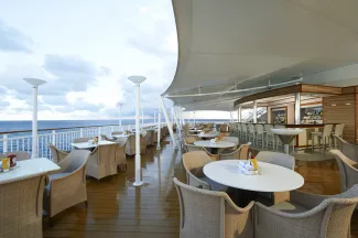 Norwegian Gem - Great Outdoors Bar