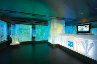 Norwegian Getaway - Skyy® Vodka Ice Bar