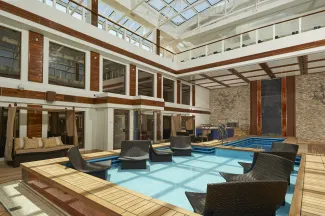 Norwegian Joy - Courtyard