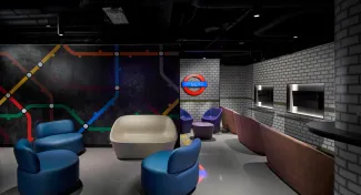 Norwegian Joy - Entourage