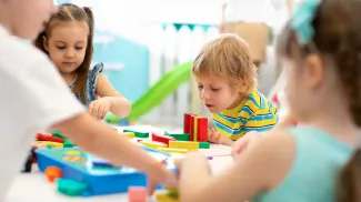 Norwegian Luna - Guppies