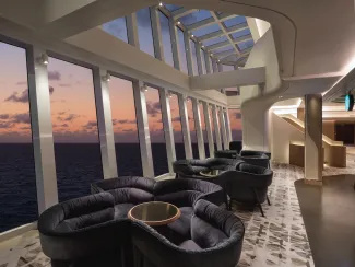 Norwegian Prima - Penrose Atrium