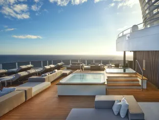 Norwegian Prima - The Haven Sun Deck