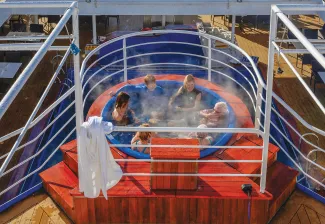Ocean Endeavour - Hot Tub