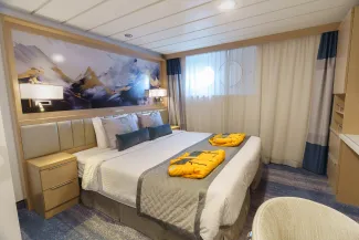 Ocean Explorer - Studio Single