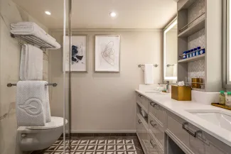 Oceania Allura - Penthouse Suite