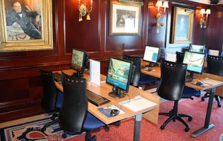 Oceania Insignia - Oceania@Sea Internet Center