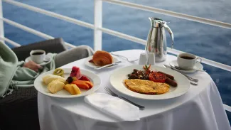 Oceania Nautica - Room Service
