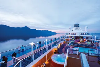 Ovation of the Seas - Pools