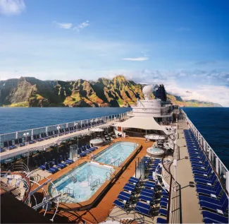 Pride of America - South Beach Pool