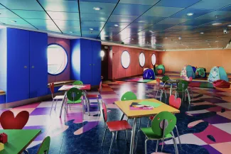 Pride of America - Splash Academy