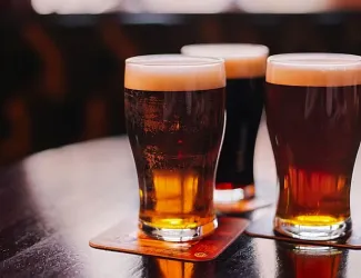 Radiance of the Seas - English Pub