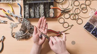 Radiance of the Seas - Jewellery Making