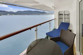 Radiance of the Seas - Owner's Suite - 1 Bedroom