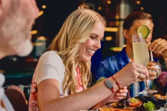 Resilient Lady - Gunbae