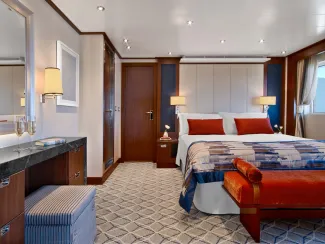 Seabourn Encore - Signature Suite