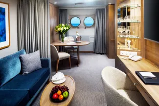 SeaDream I - Commodore Suite