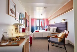 Valiant Lady - XL Sea Terrace