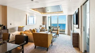 Wonder of the Seas - Owner's Suite - 1 bedroom