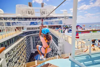 Wonder of the Seas - Zip Line