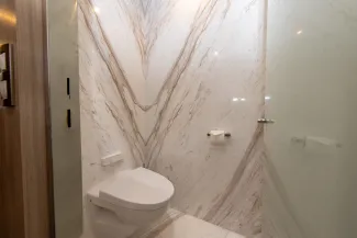 World Explorer - Owner's Suite