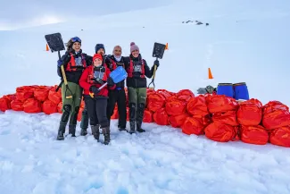 World Navigator - Antarctic Camping