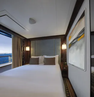 World Navigator - Veranda Deluxe Stateroom