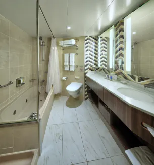 Zuiderdam - Signature Suite