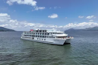 ACL  Glory  Exterior 2