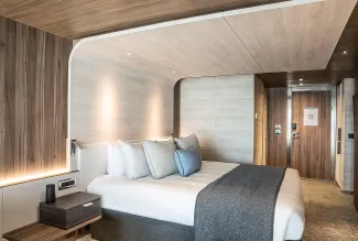 Grand Prestige Suite