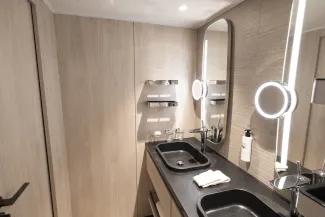 Alizé Stateroom with balcony